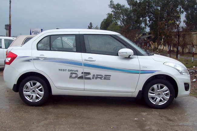 2-20120118_suzuki_maruti_dzire_1.jpg