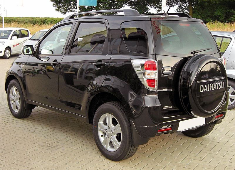 800px-Daihatsu_Terios_II_Facelift_20090629_rear.jpg