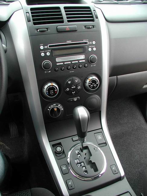 suzuki_grand_vitara_new-08.jpg
