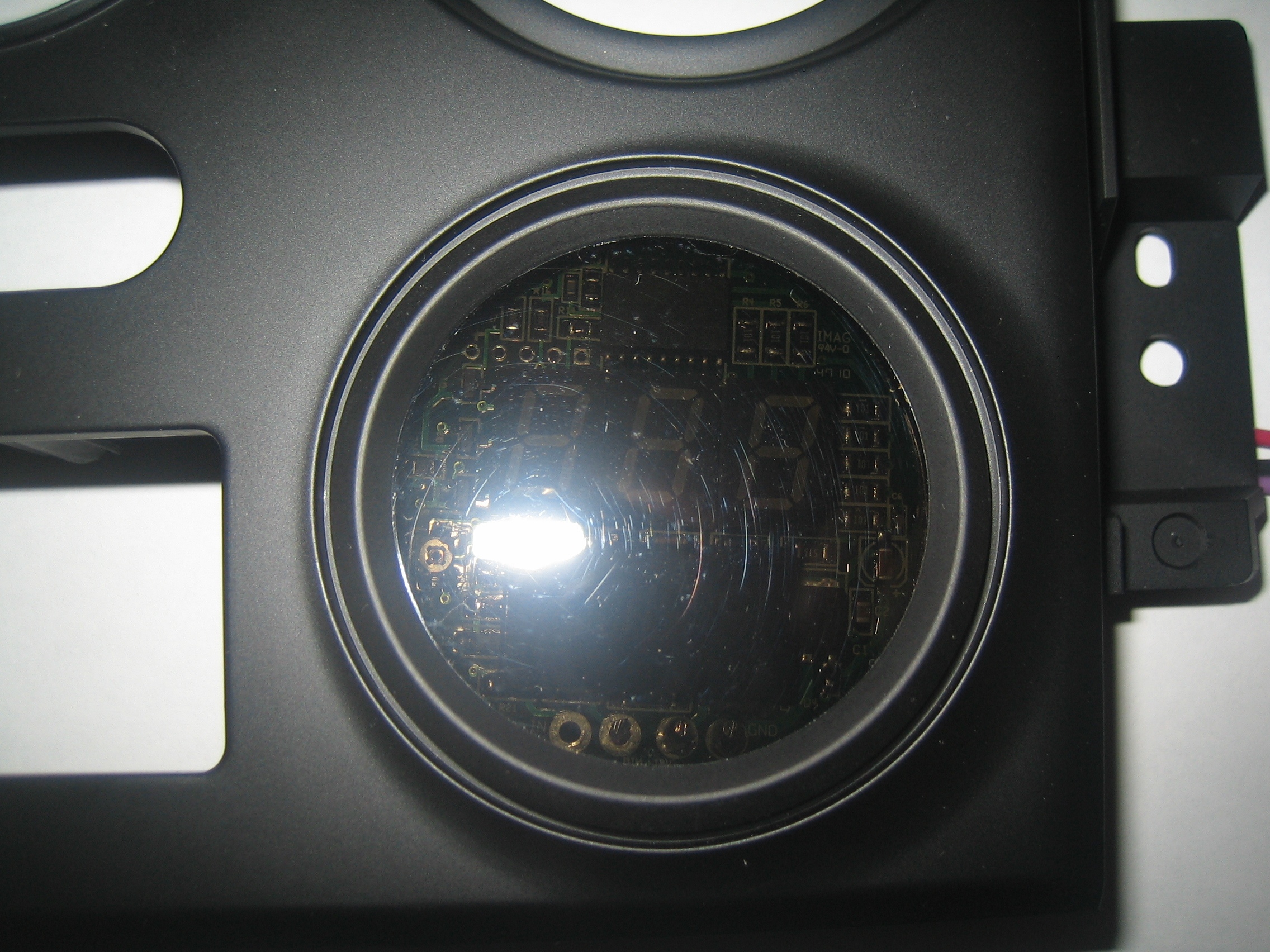 5ca957ecd895.jpg