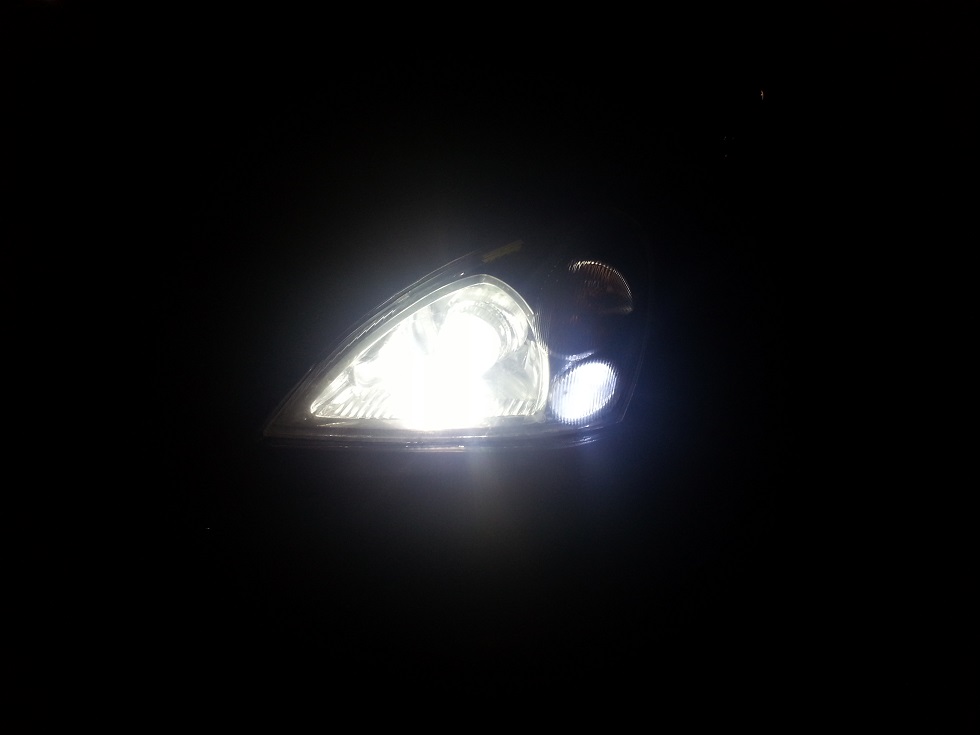 Light_2.jpg